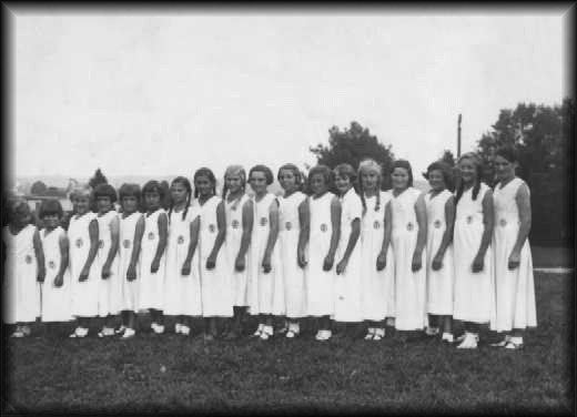 Unsere Turnerinnen in den fr�hen 40er Jahren