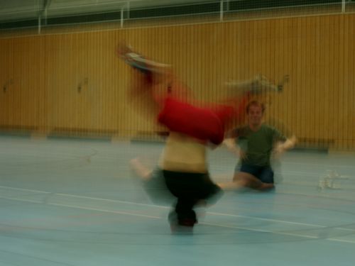Auftritt der Break-Dance-Crew Fantastic Style Kickaz aus Kempten beim Gemeindemasters 2004!